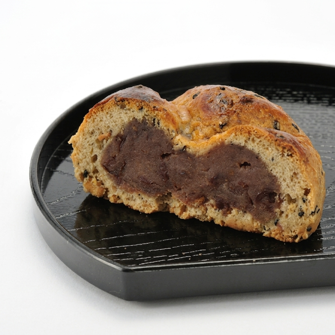 ごまとくるみの香ばし饅頭２０個【自家製粒あん】